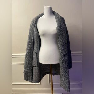 Worthington gray long collarless blazer size medium snap close vertical pockets